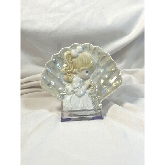 Precious Moments "We Are All Precious in His Sight" Girl with Pearl Soap Dish - Picture 2 of 5